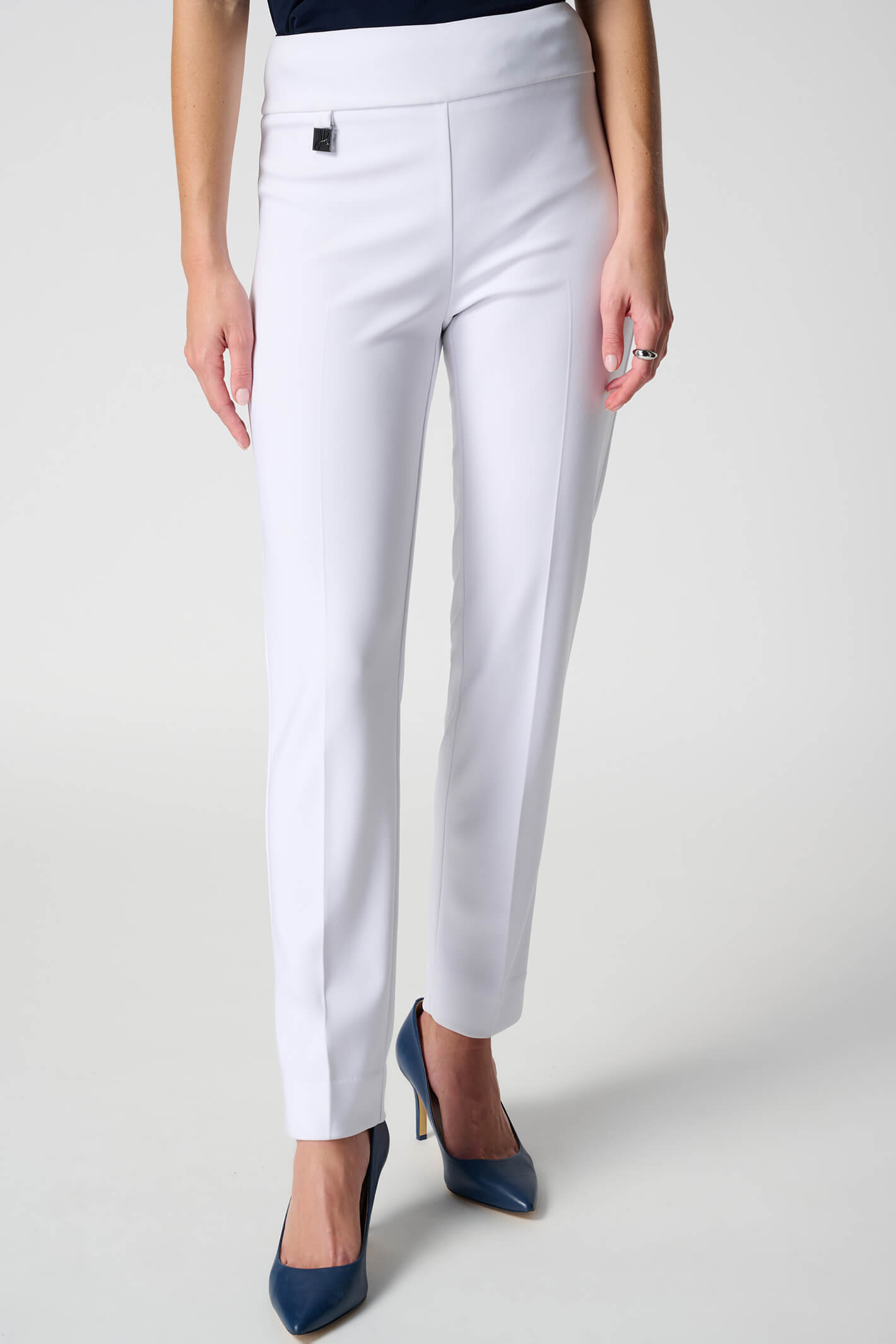 Womens Joseph Ribkoff Croc Skin Textured Pants in White/Silver