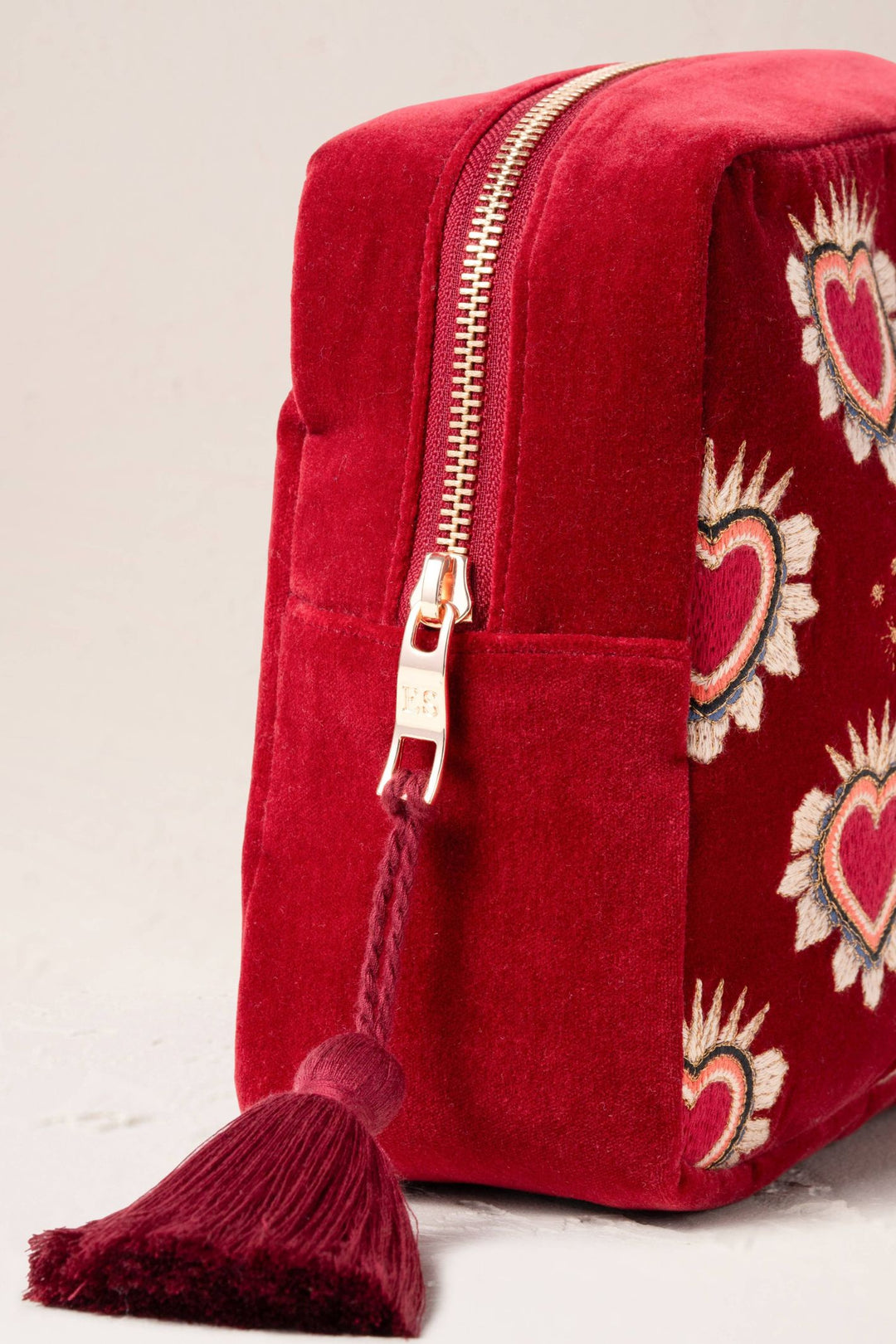 Elizabeth Scarlett Rouge Sacred Heart Velvet Wash Bag