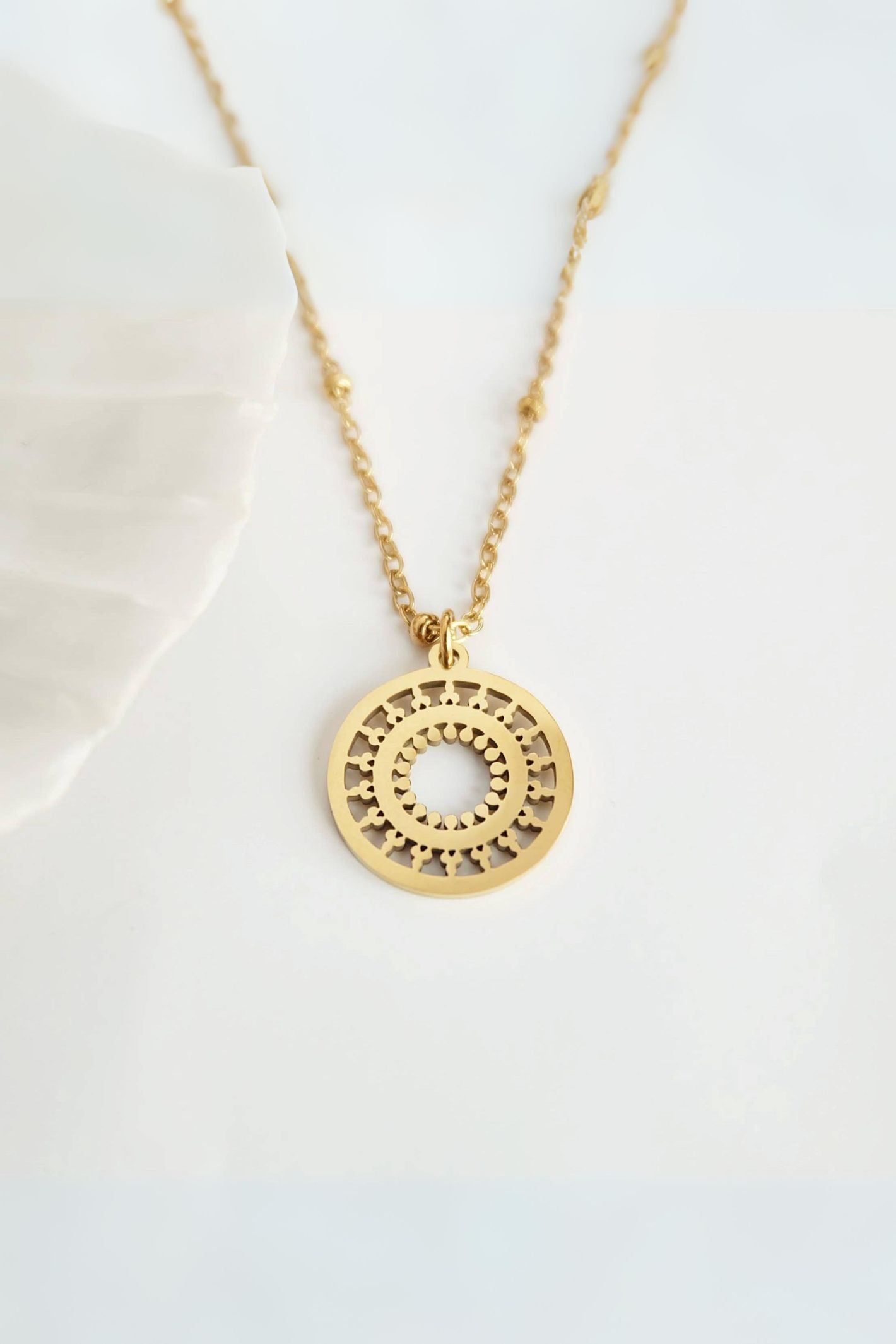 Gold hot sale mandala necklace