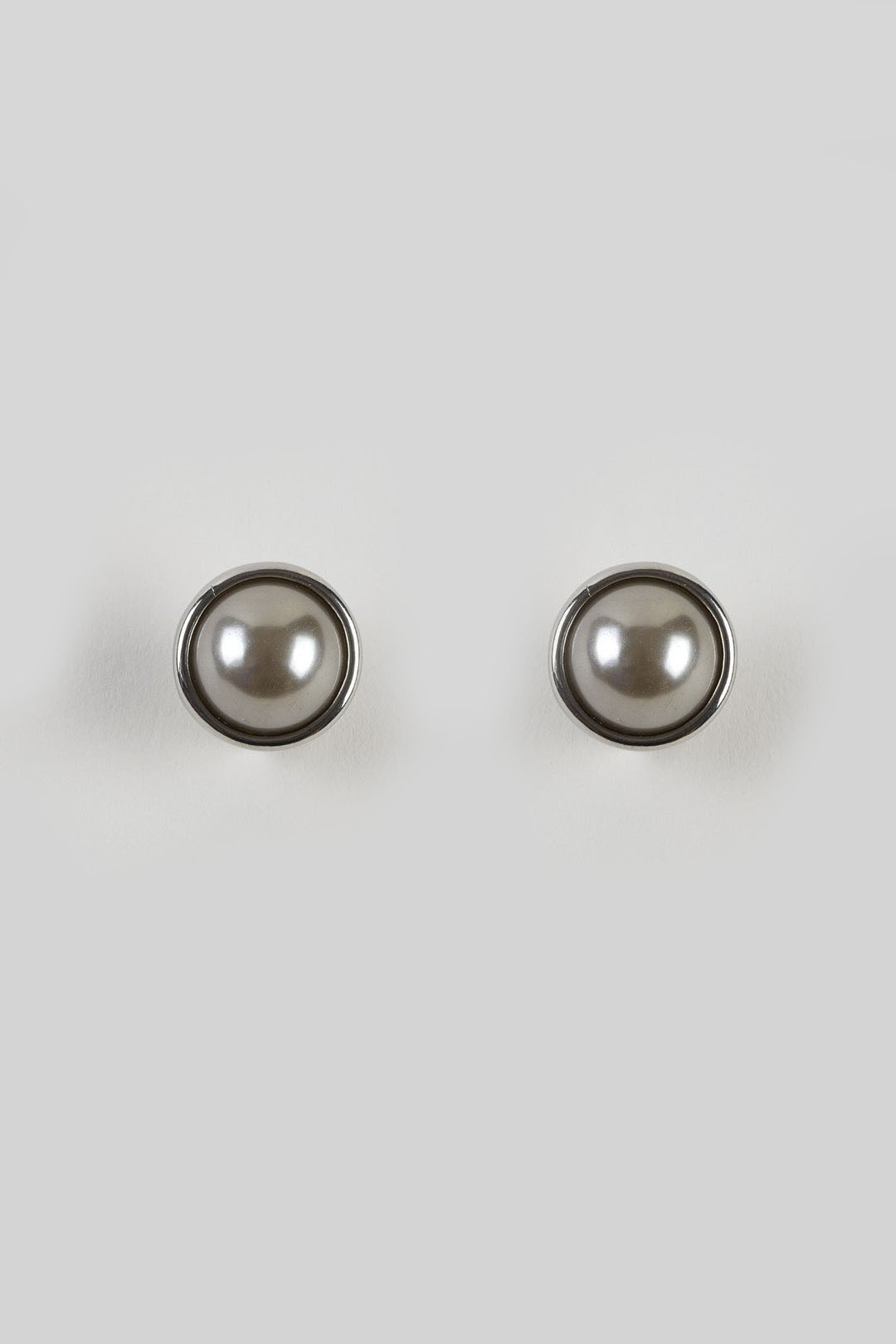 Stainless steel clip hot sale on earrings