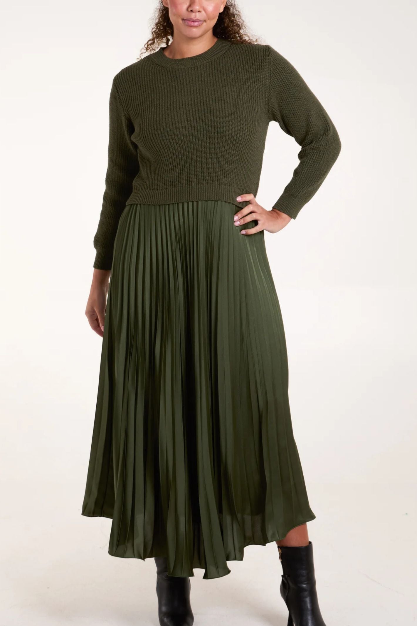 Pleated green khaki skirt best sale