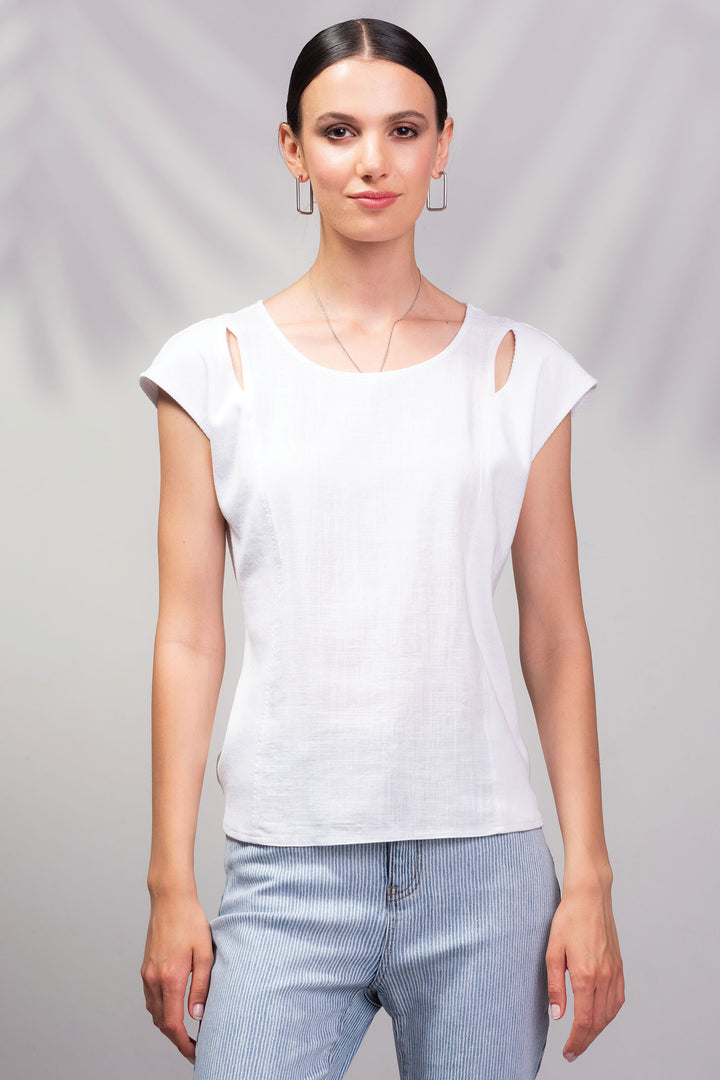 Alison Sheri Cutout Top White Linen Blend A45012 - Experience Boutique