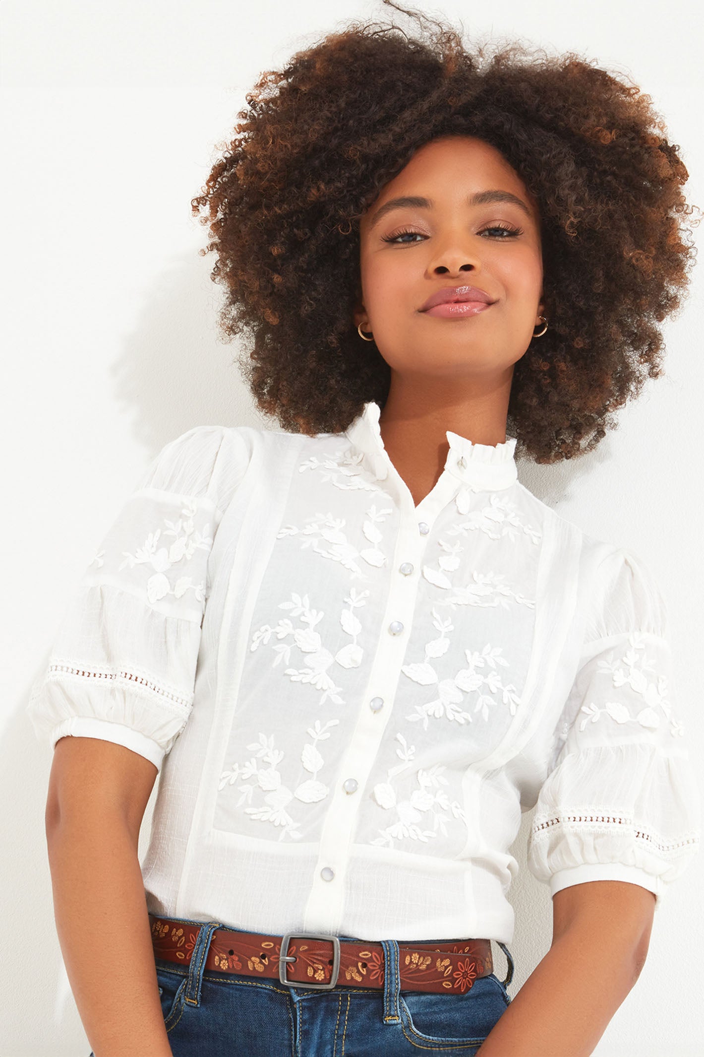 Joe Browns WA341 White Patsy Embroidered Blouse – Experience Boutique