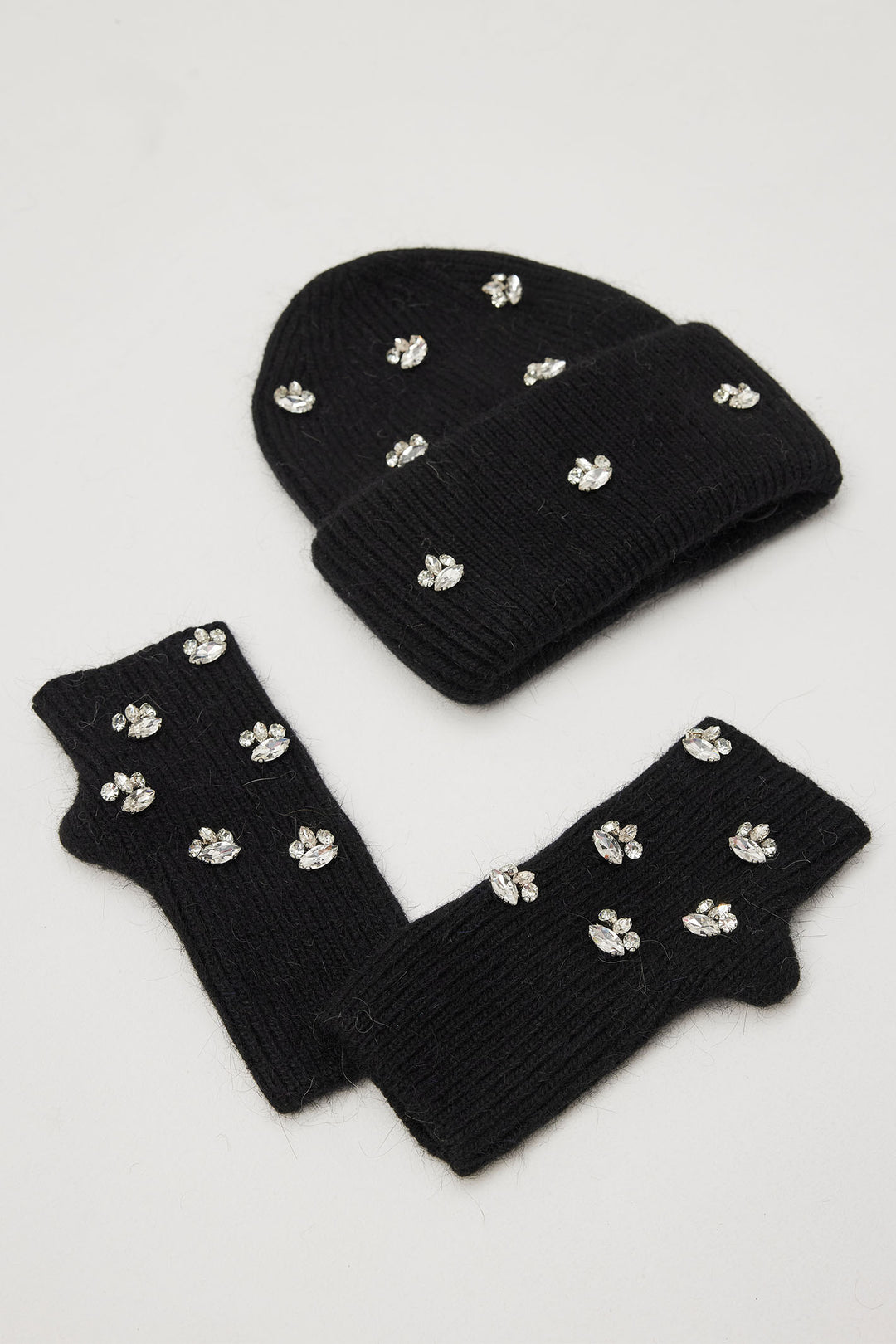 Leo & Ugo KHBG188 Black Jewel Cashmere Hat & Glove Set - Experience Boutique