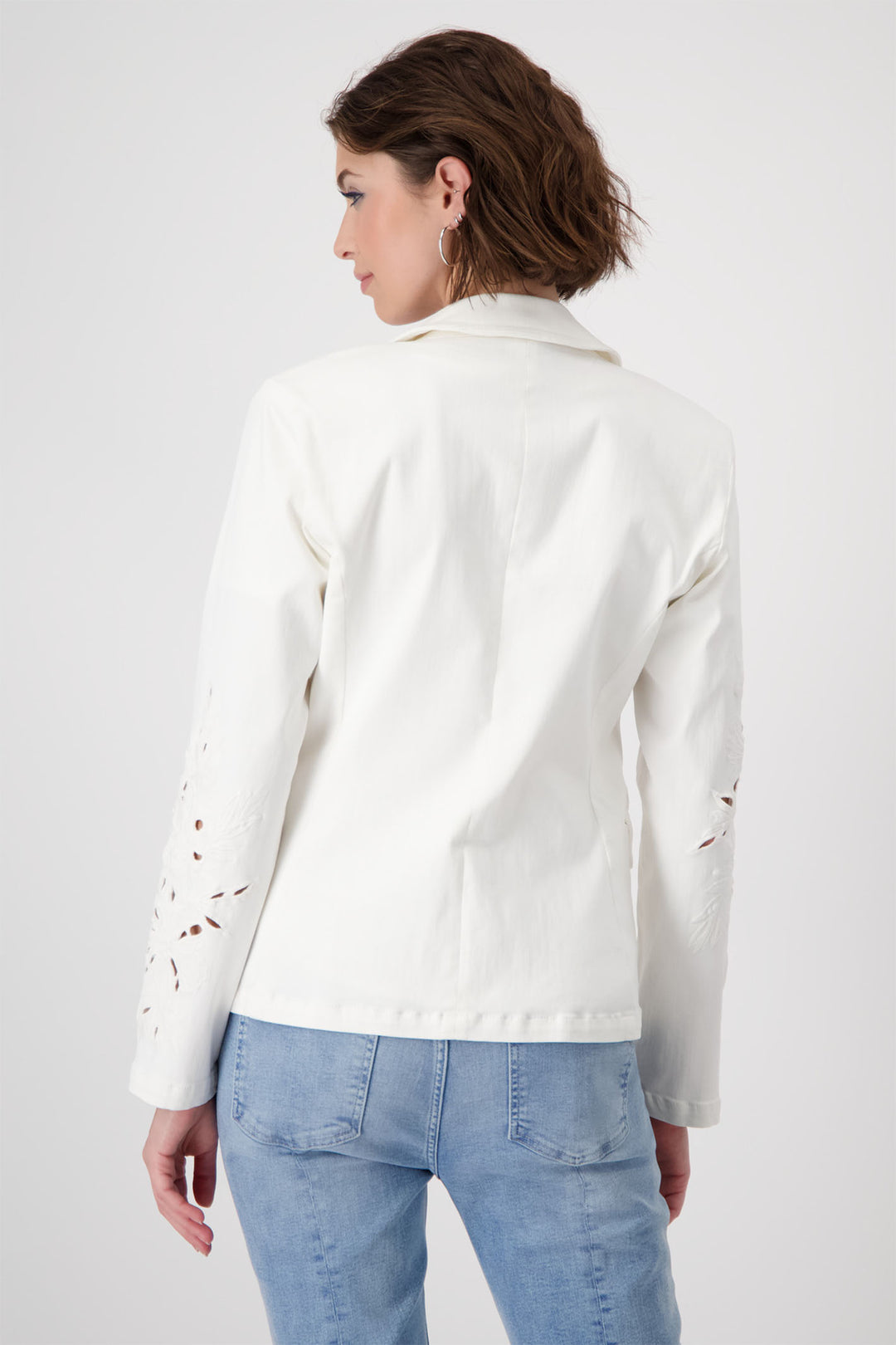 Monari Off White Embroidered Sleeve Lapel Collar Blazer Jacket 409057 - Experience Boutique