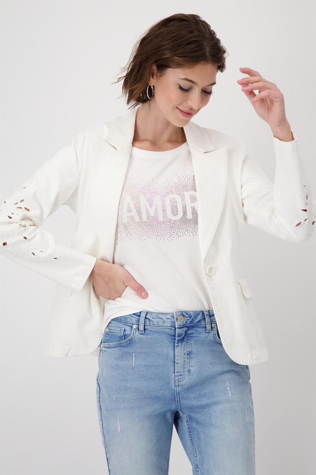 Monari Off White Embroidered Sleeve Lapel Collar Blazer Jacket 409057 - Experience Boutique